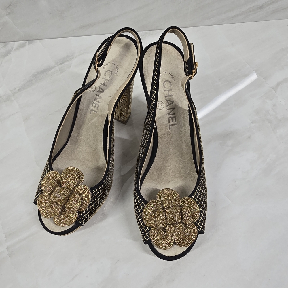 Chanel Heels - Picture 5 of 11
